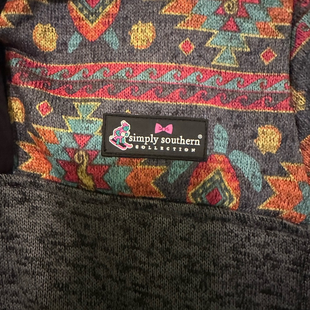 Simply Southern Pullover Sweater Turtle Pattern Size Small - Picture 9 of 10